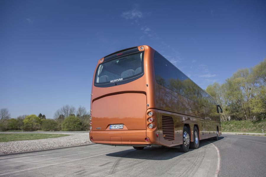  Neoplan Tourliner L 2015 года  (фото 2 из 6)